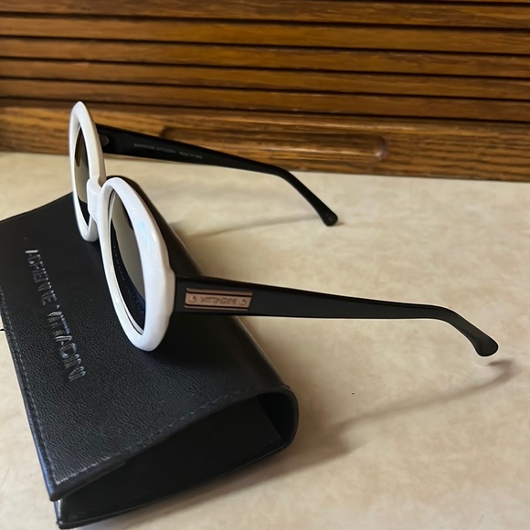 Vintage Adrienne Vittadini Sunglasses - Picture 2 of 8